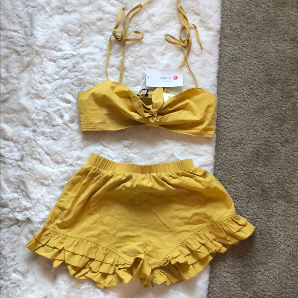 Two piece set